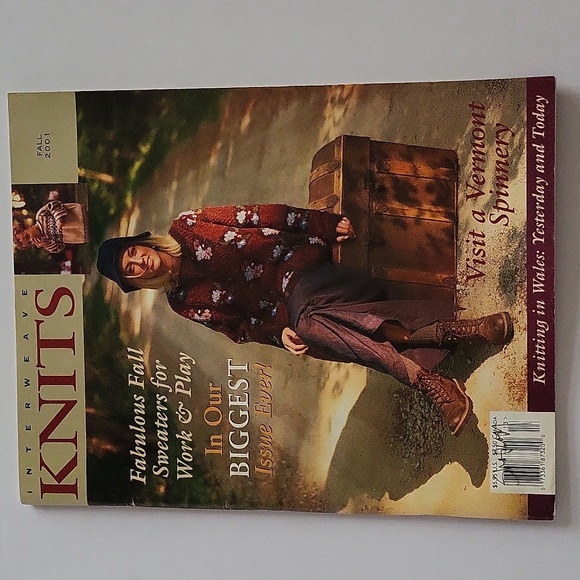 Interweave Knits Magazine Fall 2001 Fabulous Fall Sweaters For Work And Play - Picture 2 of 12